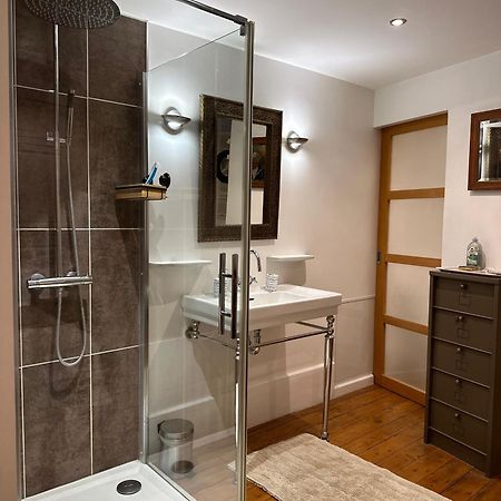 Chambre De Charme Au Coeur Du Vieux Valence - Confort & Calme Екстер'єр фото
